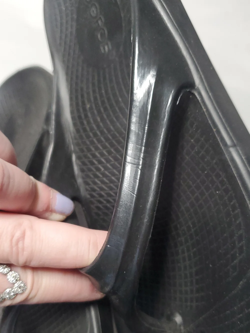 OOFOS OOlala Womens Black Thong Flip Flop Sandal Size 8 Recovery Performance